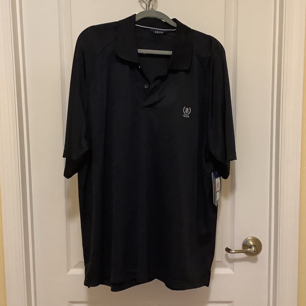 IZOD men’s polo top black w emblem XXL NWT MSRP 50$ UPF Prot 15 cool fix…